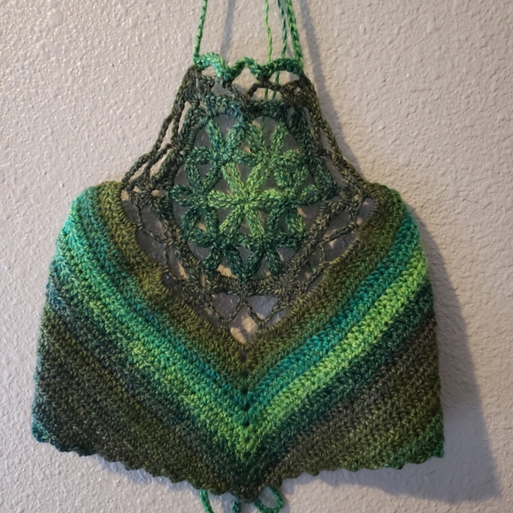 Crochet flower of life halter top - Picture 7 of 8